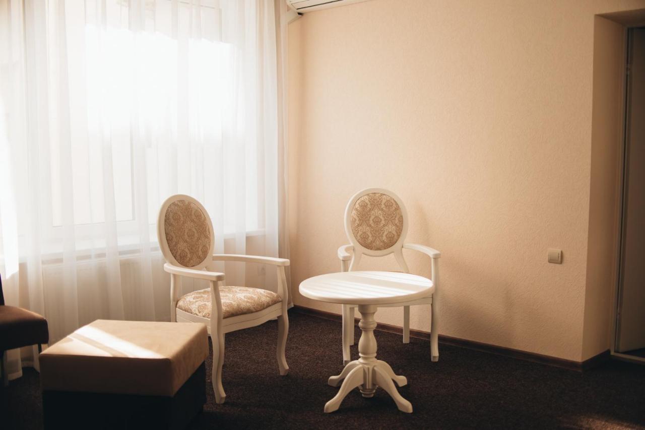 ホテル Орхідея Romny エクステリア 写真